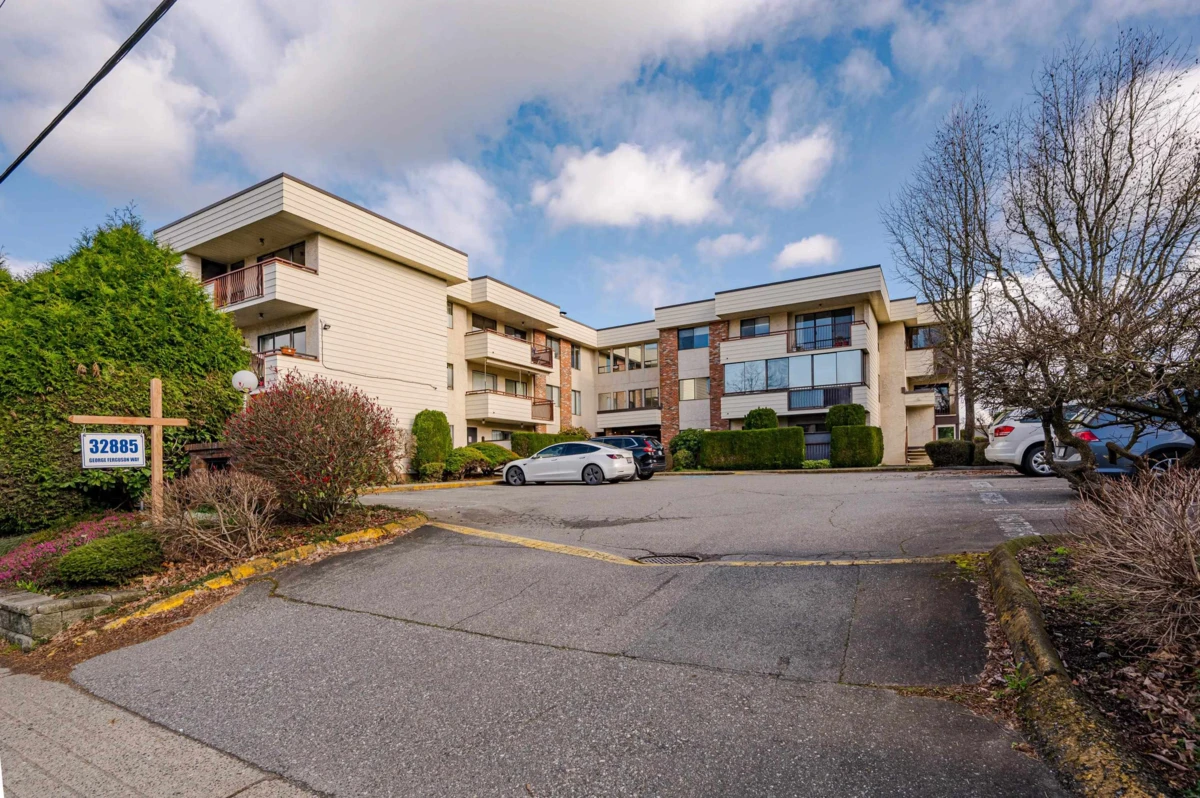 Exterior Rear Photo of 208 32885 George Ferguson Way, Abbotsford, BC