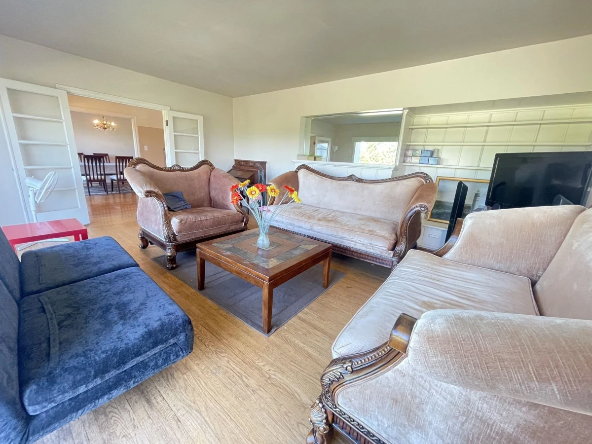 Family Room Photo of 4679 Puget Drive, Vancouver, BC