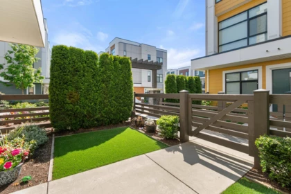Hot Tub / Spa Photo of 168 46150 Thomas Road, Chilliwack, BC