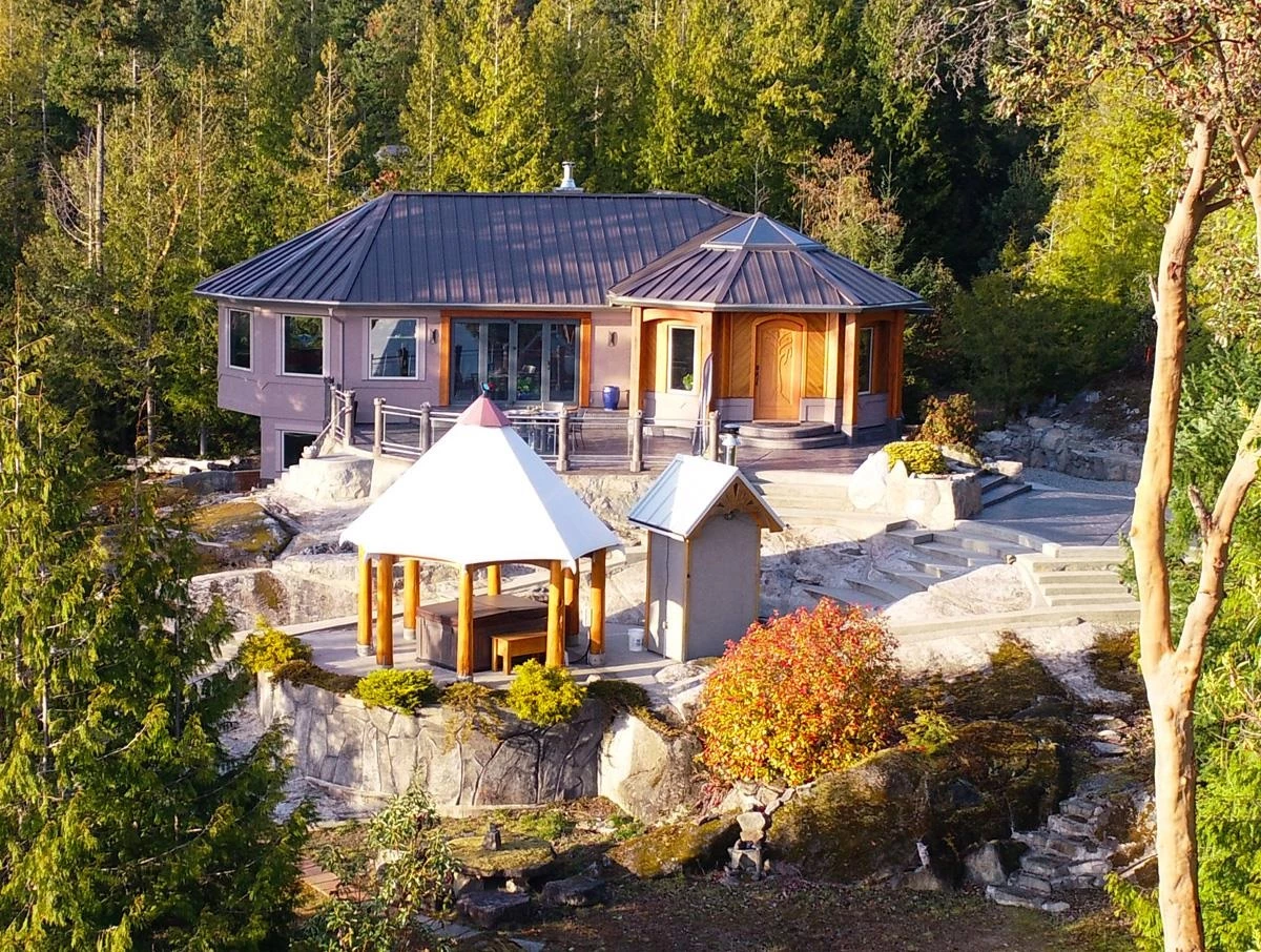 Exterior Front Photo of 10664 Wood Bay Heights Road, Halfmoon Bay, BC