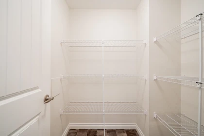 Entry Foyer Photo of 323 5650 201a Street, Langley, BC
