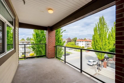 Staircase Photo of 323 5650 201a Street, Langley, BC