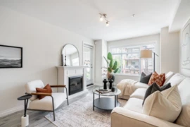 323 5650 201a Street, Langley, BC