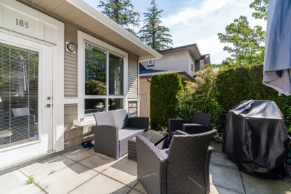 Swimming Pool Photo of 165 2729 158th Street Street, Surrey, BC