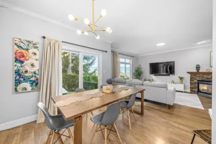 Breakfast Nook Photo of 12 46808 Hudson Road, Chilliwack, BC