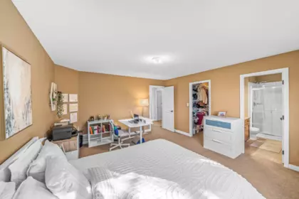 Hallway Photo of 12 46808 Hudson Road, Chilliwack, BC