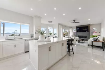 Breakfast Nook Photo of 14357 Sunset Drive, White Rock, BC