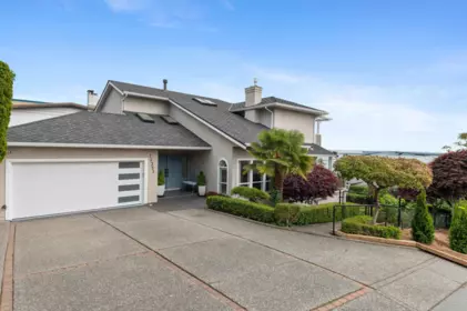 14357 Sunset Drive, White Rock, BC, White Rock — Single Family Residence for sale