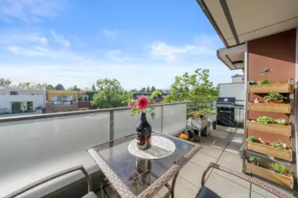 Backyard Photo of 516 3456 Commercial Street, Vancouver, BC