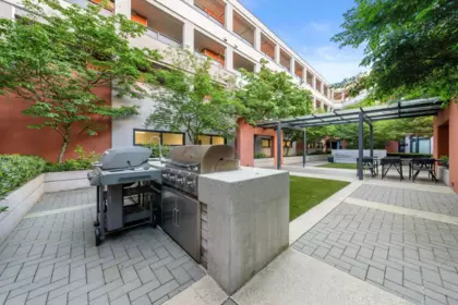 Swimming Pool Photo of 516 3456 Commercial Street, Vancouver, BC