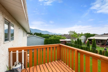 Front Yard Photo of 1605 Logan Road, Agassiz, BC