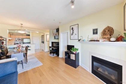 Kitchen Photo of 408 995 W 59th Avenue, Vancouver, BC