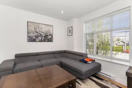 Office / Den Photo of 11 27735 Roundhouse Drive, Abbotsford, BC