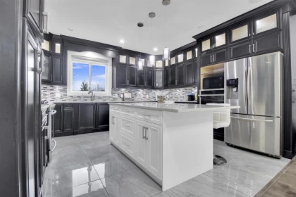 Breakfast Nook Photo of 3492 Hazelwood Place, Abbotsford, BC