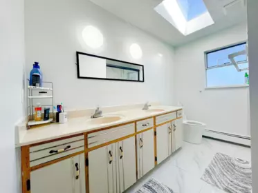 Guest Bathroom Photo of 9328 132 Street, Surrey, BC