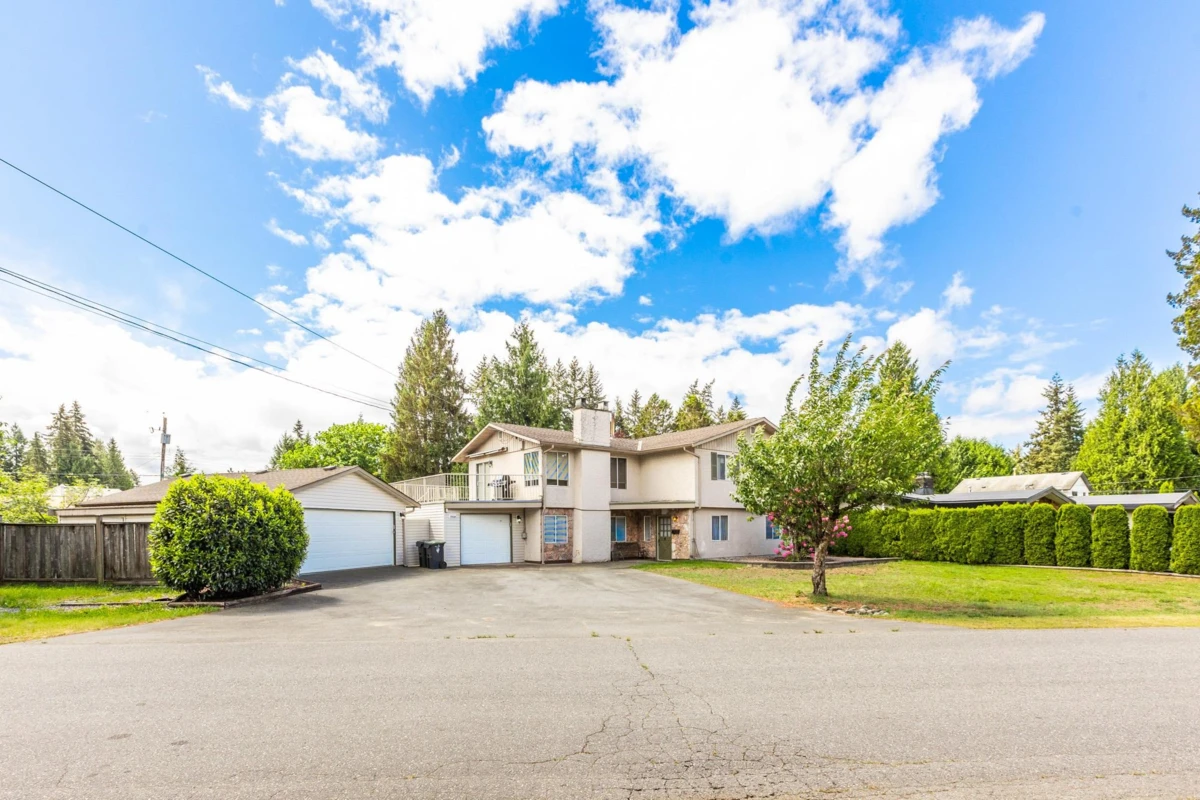 Exterior Rear Photo of 20554 43a Avenue, Langley, BC