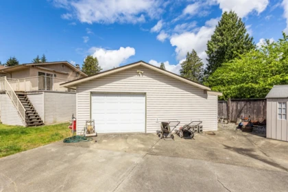 Hot Tub / Spa Photo of 20554 43a Avenue, Langley, BC