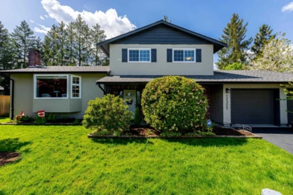 Front Yard Photo of 12305 221 Street, Maple Ridge, BC