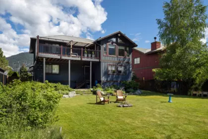 Outdoor Deck Photo of 1482 Balsam Street, Pemberton, BC