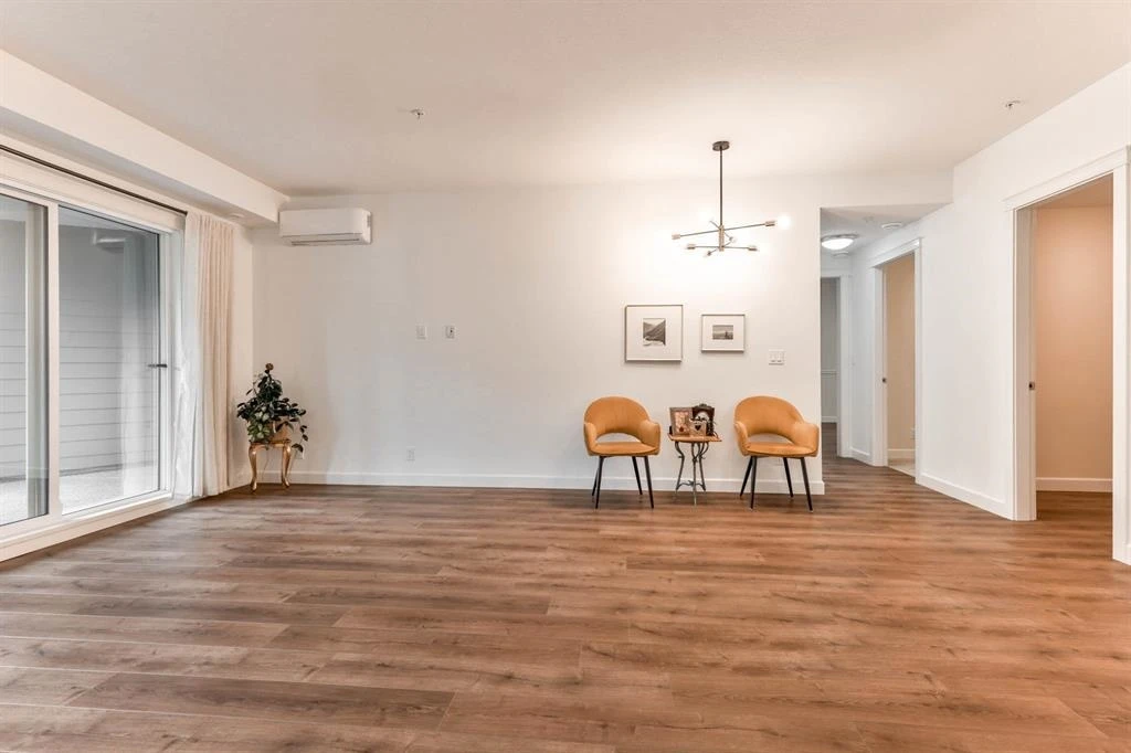 Family Room Photo of 206 8526 202b Street, Langley, BC