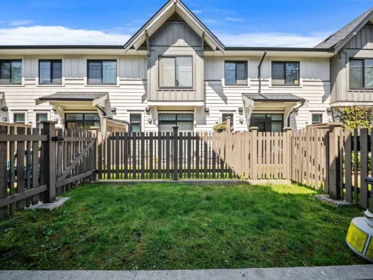 Garden / Landscaping Photo of 115 16528 24a Avenue, Surrey, BC