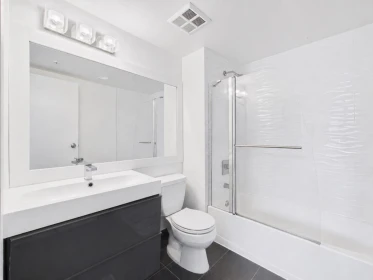 Guest Bathroom Photo of 708 1188 Howe Street, Vancouver, BC
