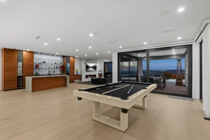 Garage Interior Photo of 1027 Millstream Road, West Vancouver, BC