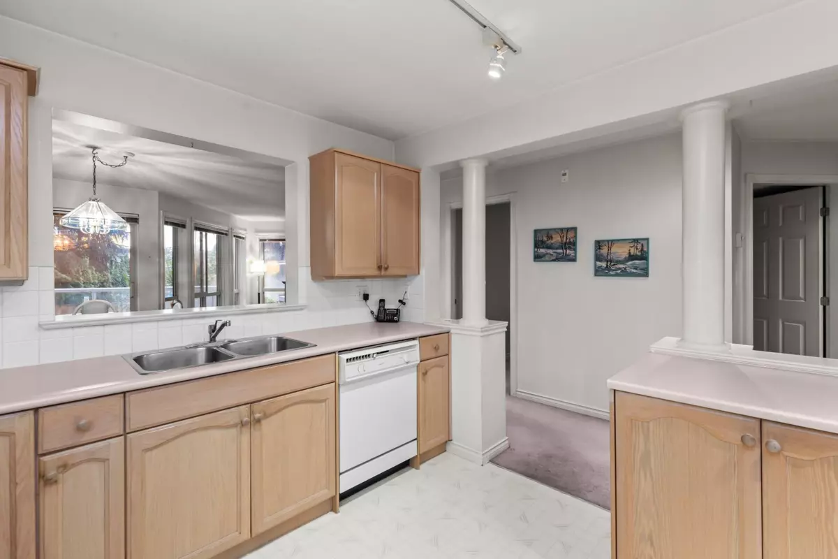 Family Room Photo of 208 2575 Ware Street, Abbotsford, BC
