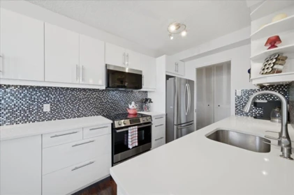 1006 4160 Sardis Street, Burnaby, BC, Burnaby — Apartment/Condo for sale