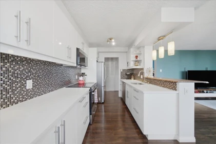 Kitchen Photo of 1006 4160 Sardis Street, Burnaby, BC