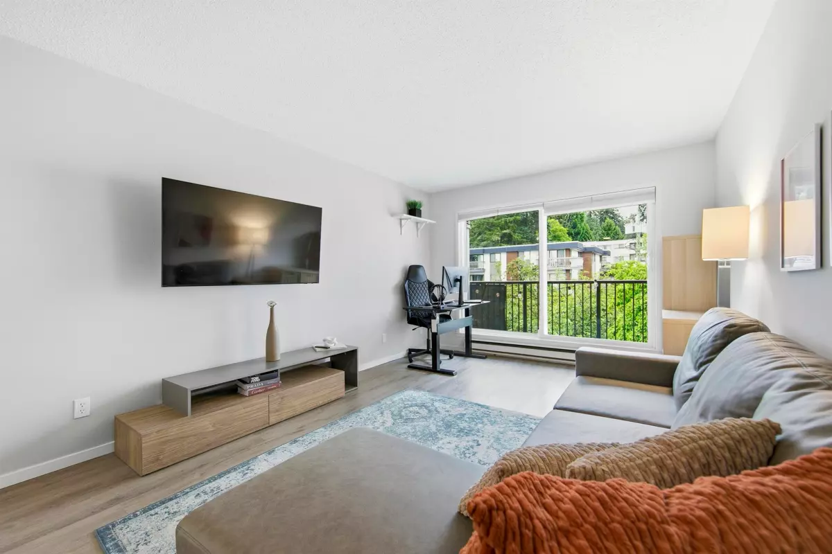 Dining Area Photo of 305 1050 Howie Avenue, Coquitlam, BC