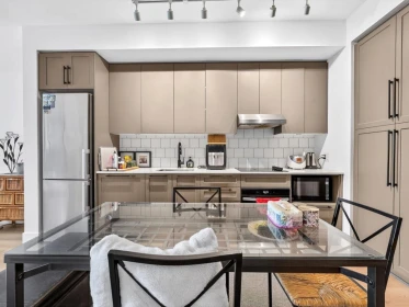 202 8750 University Crescent, Burnaby, BC, Burnaby — Apartment/Condo for sale