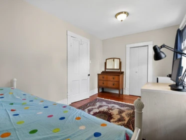 Bedroom 2 Photo of 836 Thirteenth Street, New Westminster, BC