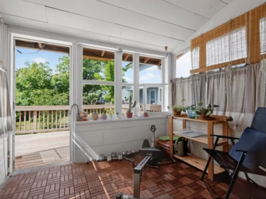 Office / Den Photo of 836 Thirteenth Street, New Westminster, BC