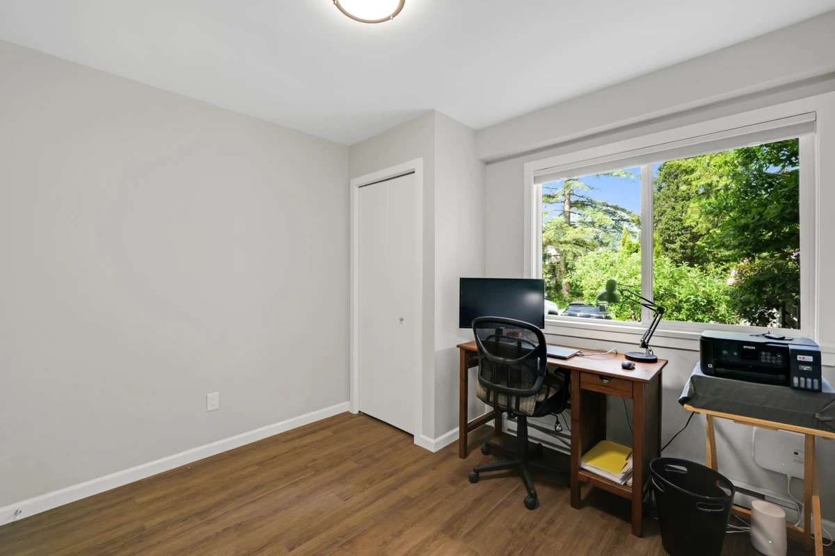 Dining Area Photo of 40736 Perth Drive, Squamish, BC