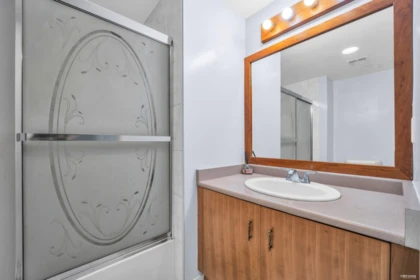 Basement Recreation Room Photo of 505 9633 Manchester Drive, Burnaby, BC