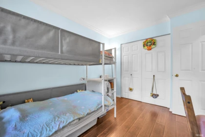 Loft / Bonus Room Photo of 505 9633 Manchester Drive, Burnaby, BC