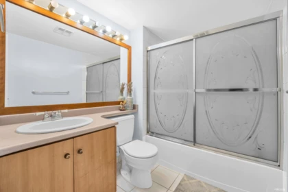 Powder Room Photo of 505 9633 Manchester Drive, Burnaby, BC