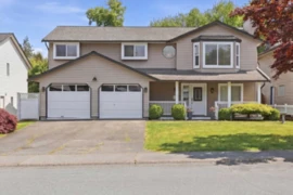 8912 213 Street, Langley, BC