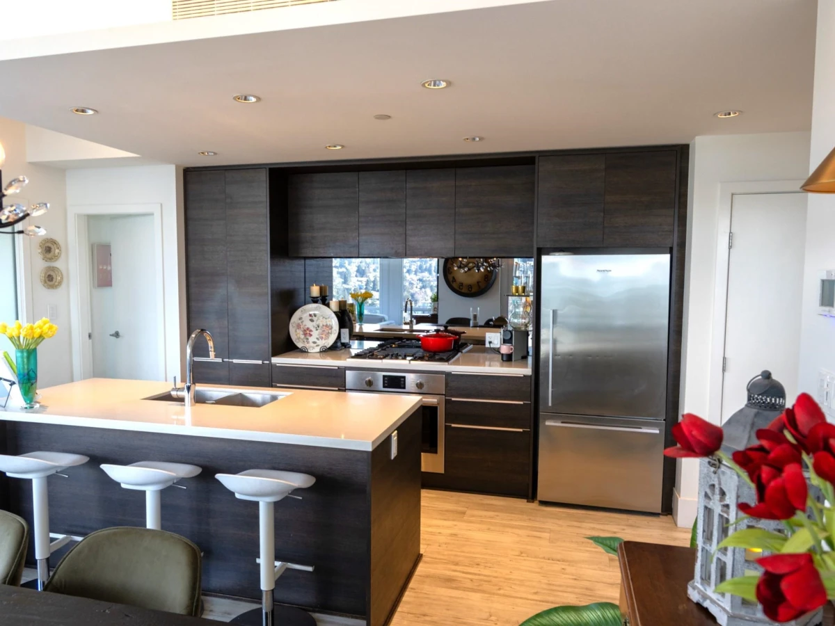 Dining Area Photo of 2405 1550 Fern Street, North Vancouver, BC