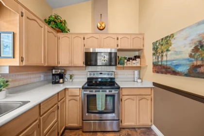 Breakfast Nook Photo of 43 9012 Walnut Grove Drive, Langley, BC