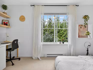 Primary Bathroom Photo of 54 3010 Riverbend Drive, Coquitlam, BC