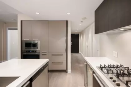 2701 1351 Continental Street, Vancouver, BC, Vancouver — Apartment/Condo for sale