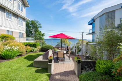 Aerial View of 311 15621 Marine Drive, White Rock, BC