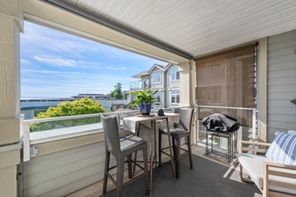 Breakfast Nook Photo of 311 15621 Marine Drive, White Rock, BC