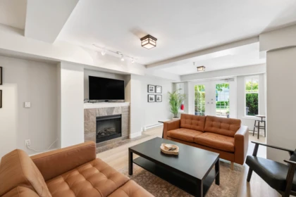 Hot Tub / Spa Photo of 311 15621 Marine Drive, White Rock, BC