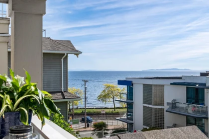 Pantry Photo of 311 15621 Marine Drive, White Rock, BC