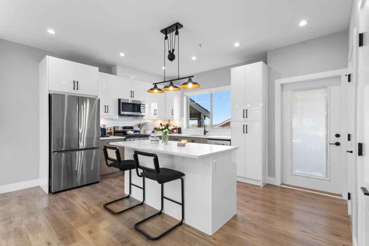Dining Area Photo of 1 23710 133 Avenue, Maple Ridge, BC