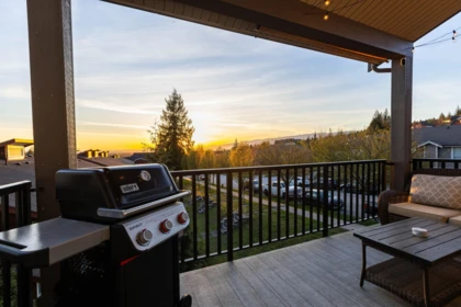 Basement Recreation Room Photo of 1 23710 133 Avenue, Maple Ridge, BC
