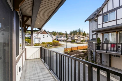 Office / Den Photo of 1 23710 133 Avenue, Maple Ridge, BC